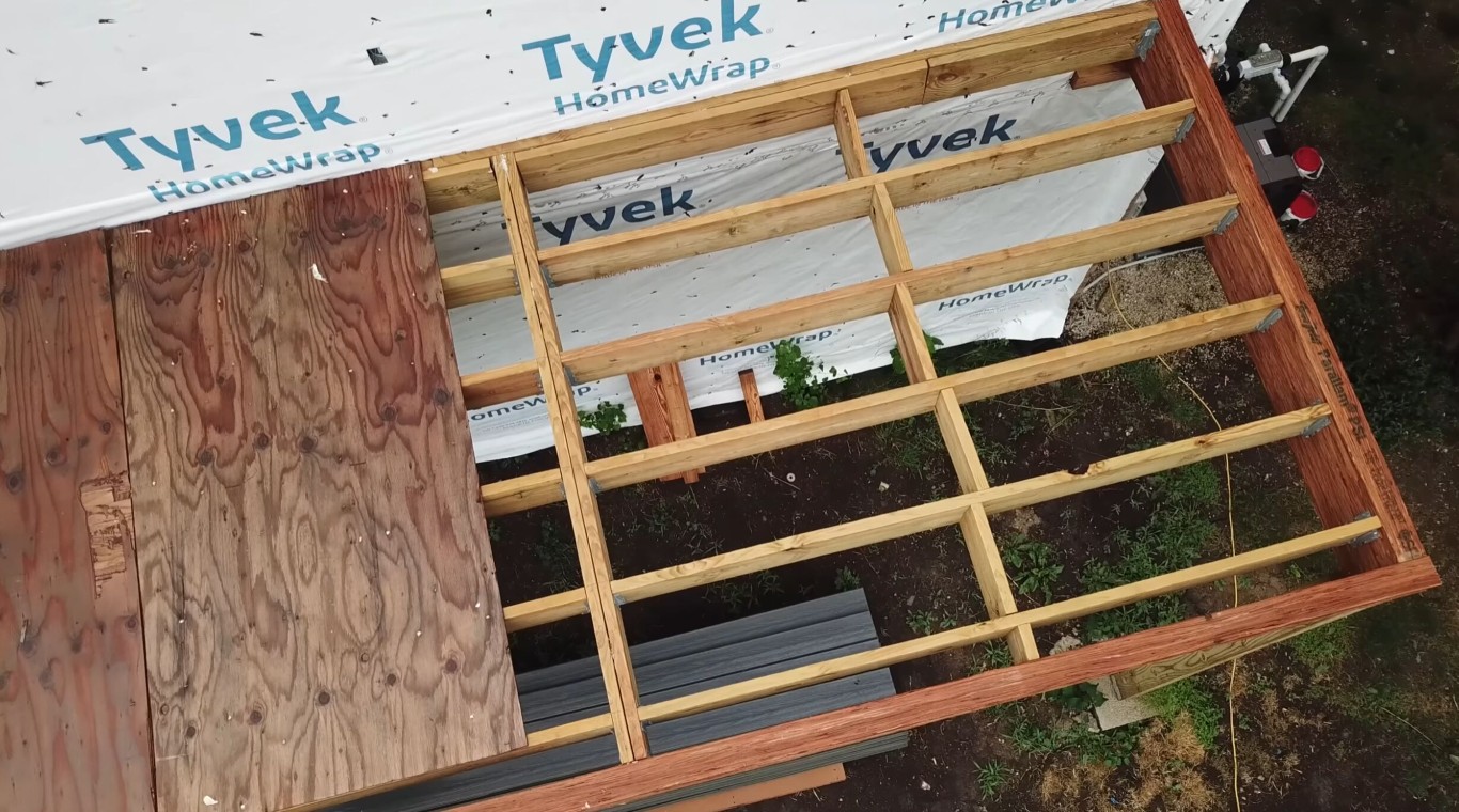Quality deck framing construction in Clovis, CA